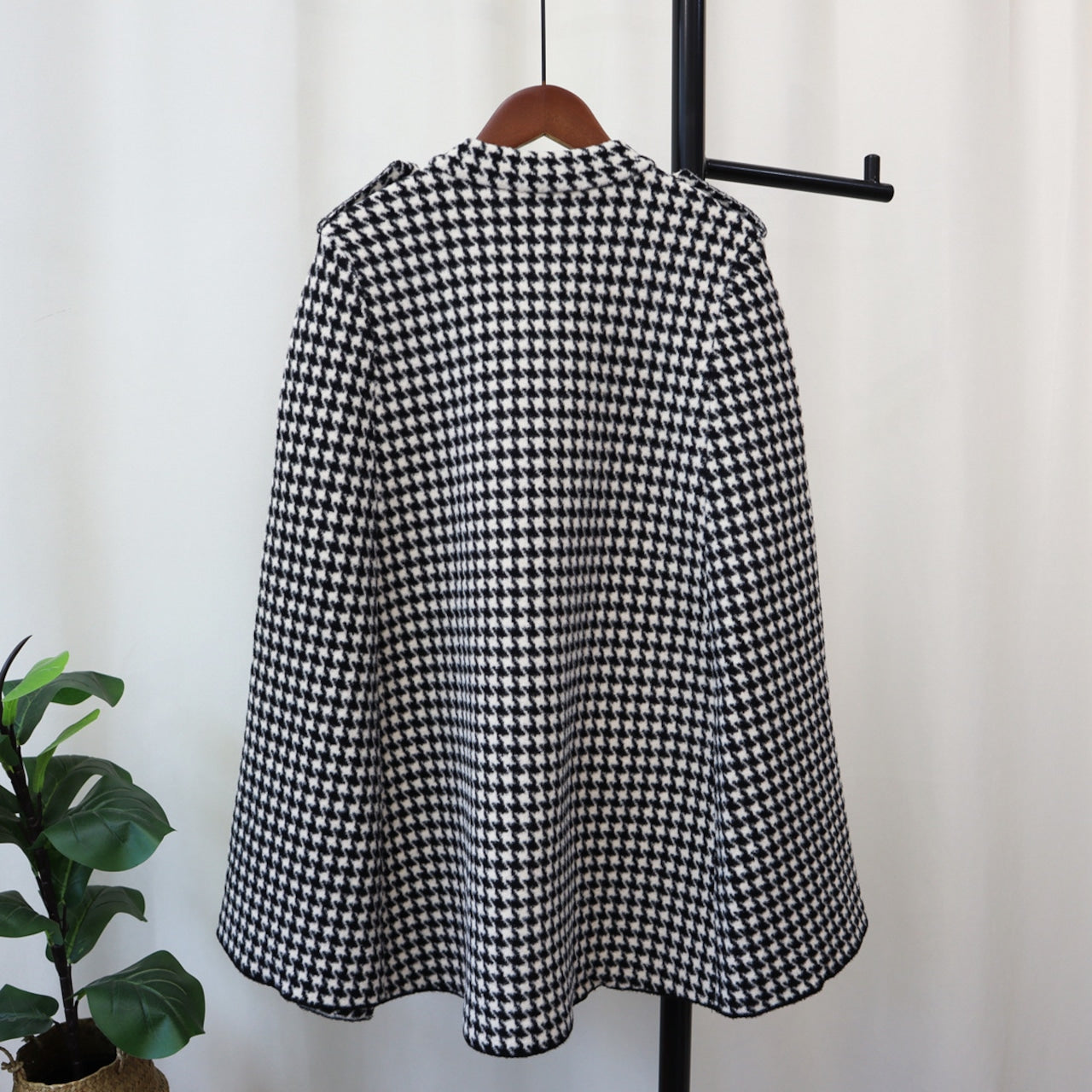 【Outer】千鳥格子ツイードケープコート　W14597