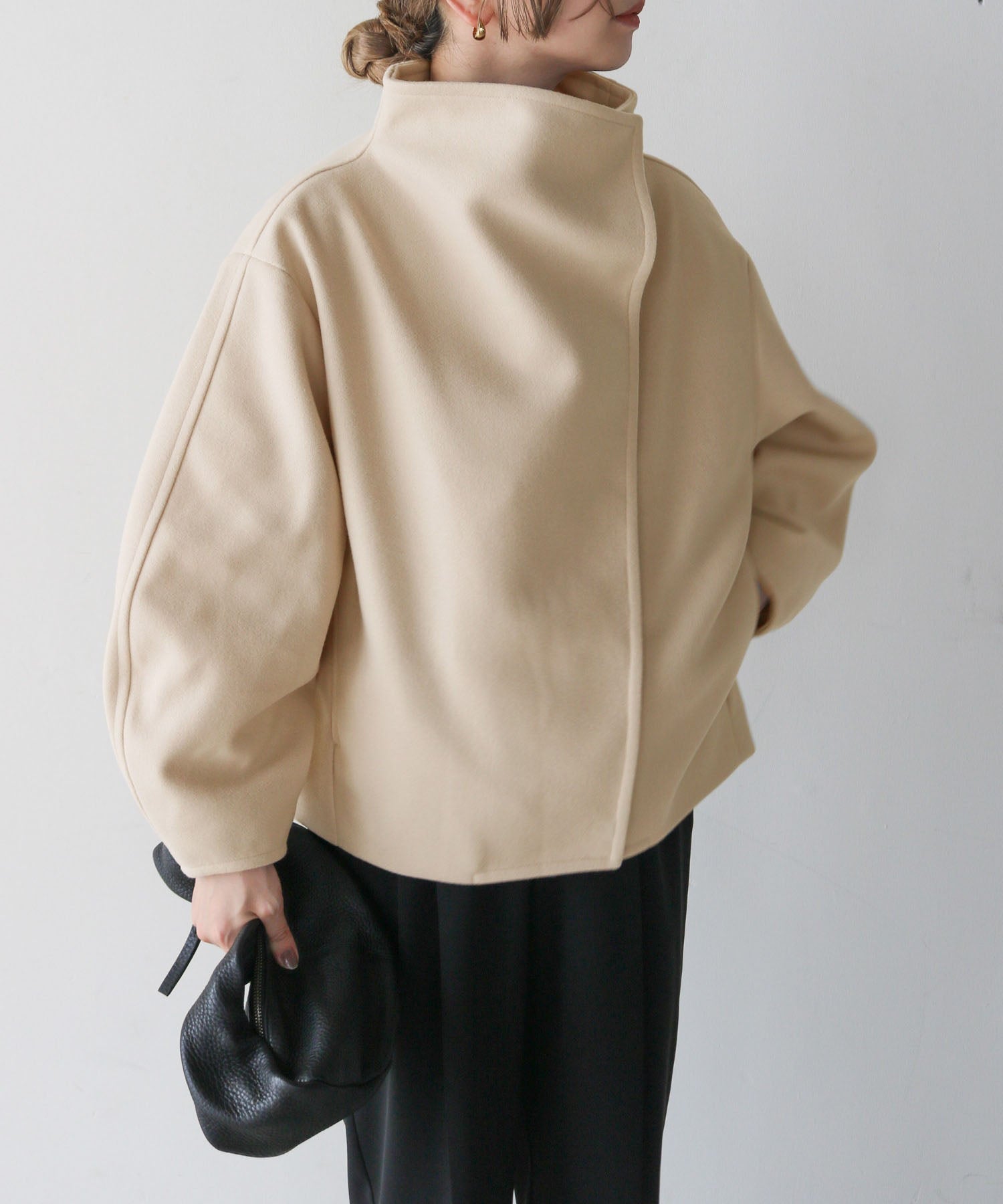 【Outer】3色選択可ショート丈ジャケット　Ｗ14667